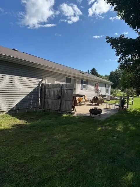 6754 Paw Paw Avenue, Coloma, MI 49038 - Image #3