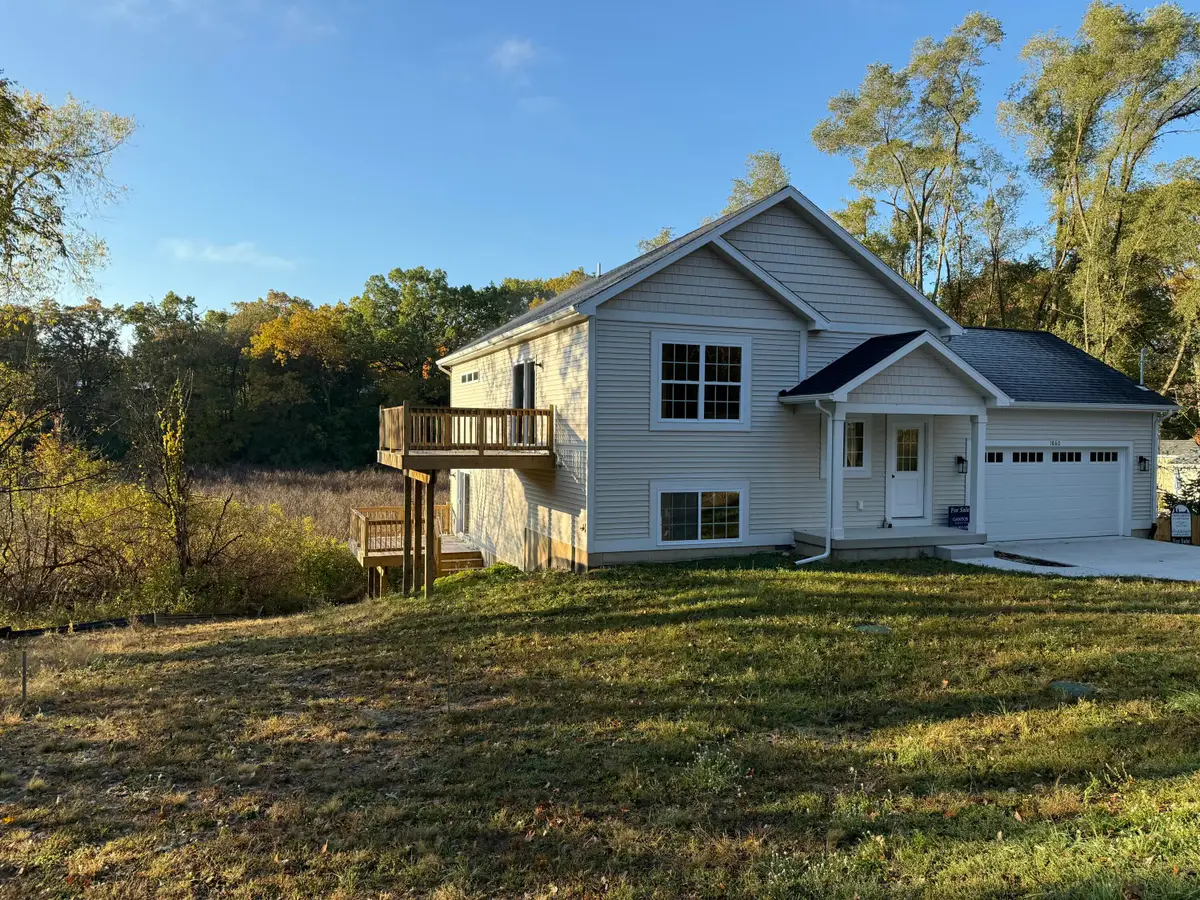 1860 Kreft Street Ne, Grand Rapids, MI 49525 - Image #1