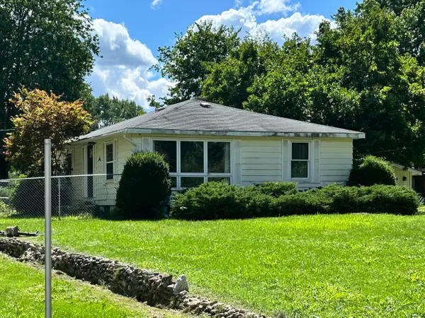 65835 Gridley Road, Hartford, MI 49057