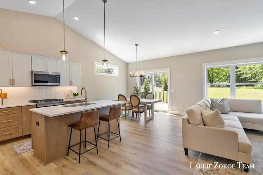 4345 Tallman Woods Drive Nw #10, Walker, MI 49534 - Image #2