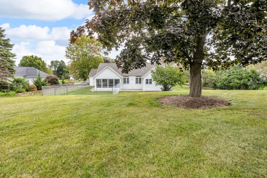 2018 W Coachlight Drive, Jackson, MI 49201 - Image #3