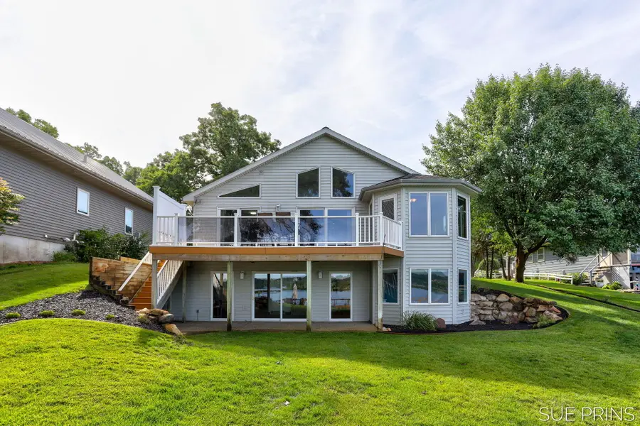 5855 Ridge Street, Newaygo, MI 49337 - #2