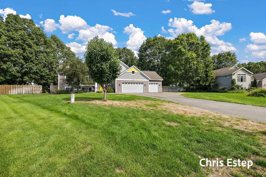 15385 Meadowlark Drive, Grand Haven, MI 49417 - Image #2