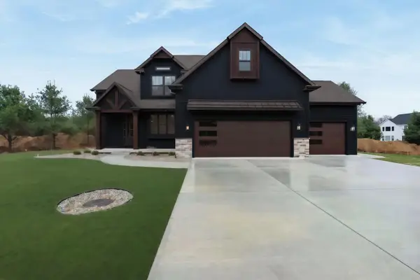 9899 Windflower Lane, Portage, MI 49024