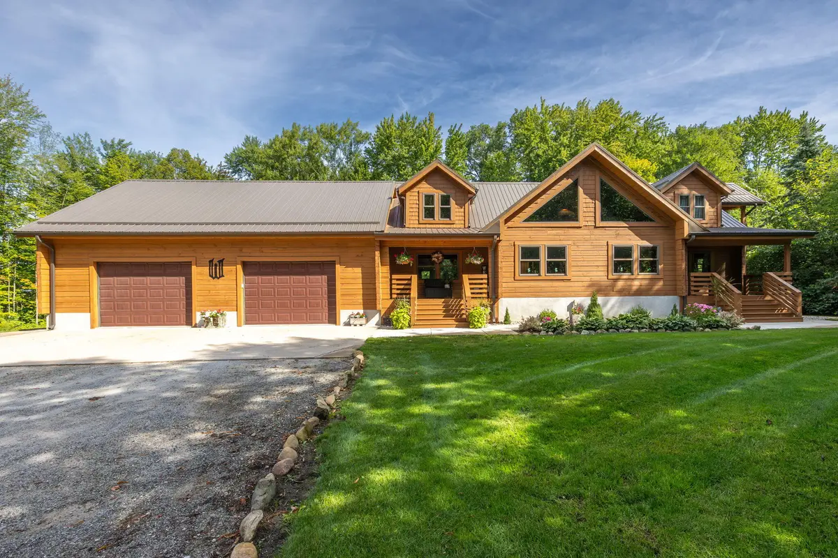 2506 100th Avenue, Lakeview, MI 48850 - Image #1