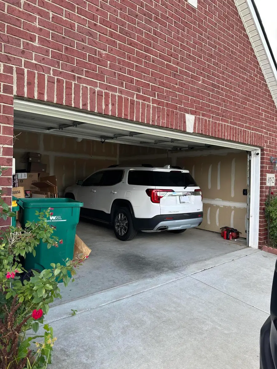 8982 Creekway Drive, Ypsilanti, MI 48197 - #3