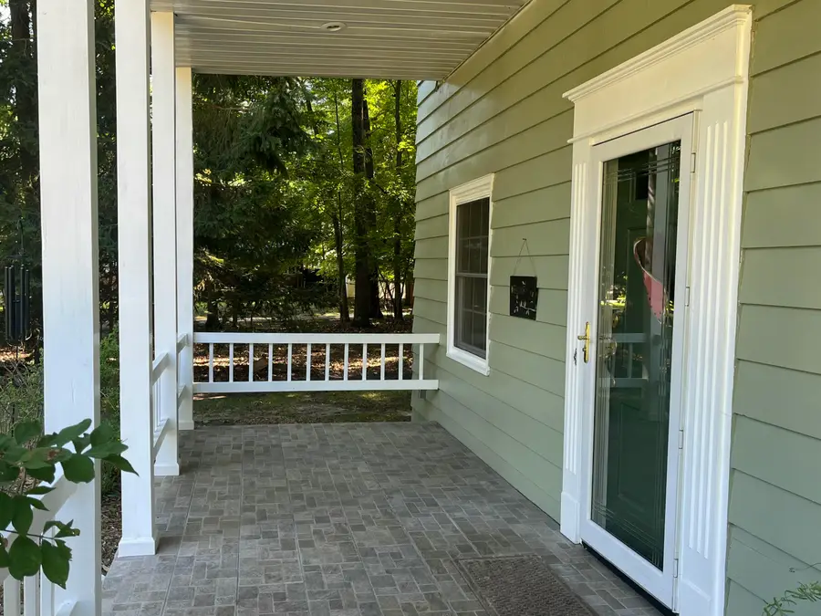 1905 Crestwood Lane, Norton Shores, MI 49441 - Image #3