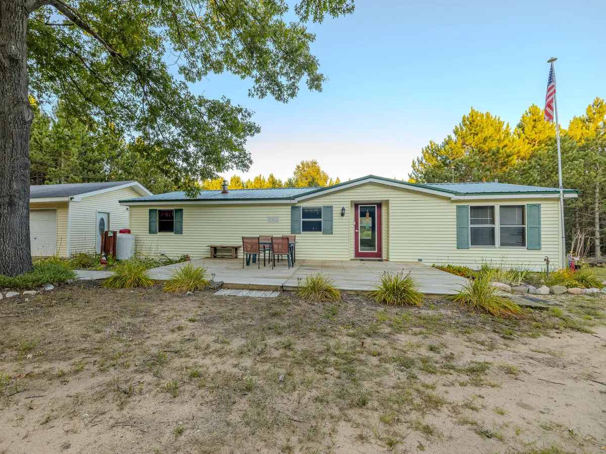 11066 Cottonwood Road, Paris, MI 49338 - Image #1