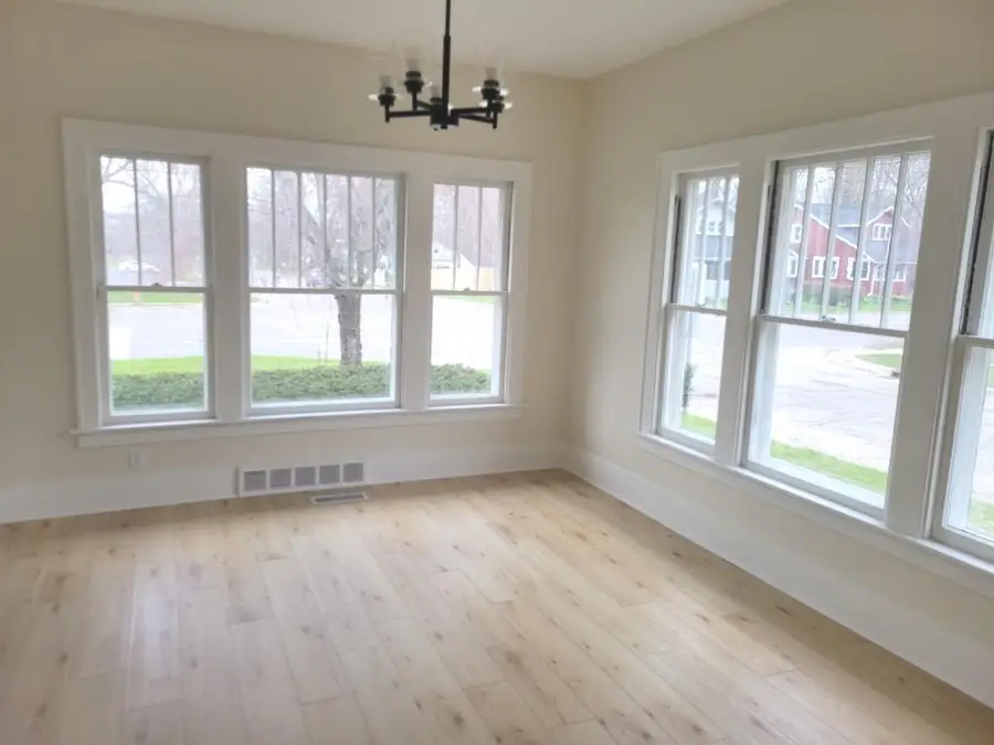 336 N Riverview Drive, Parchment, MI 49004 - Image #3