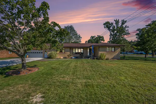 1812 Ritter Hills Drive, Norton Shores, MI 49441