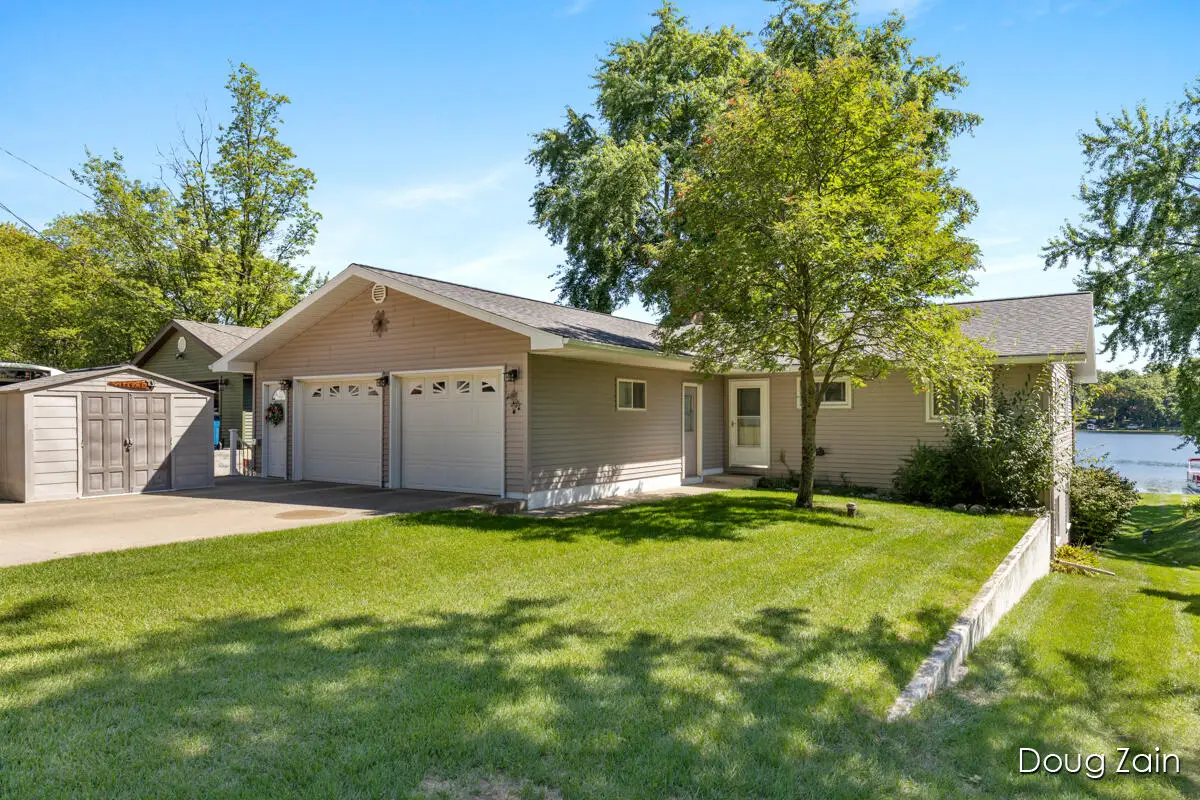 13034 S Lake Breeze Drive, Sand Lake, MI 49343 - Image #1