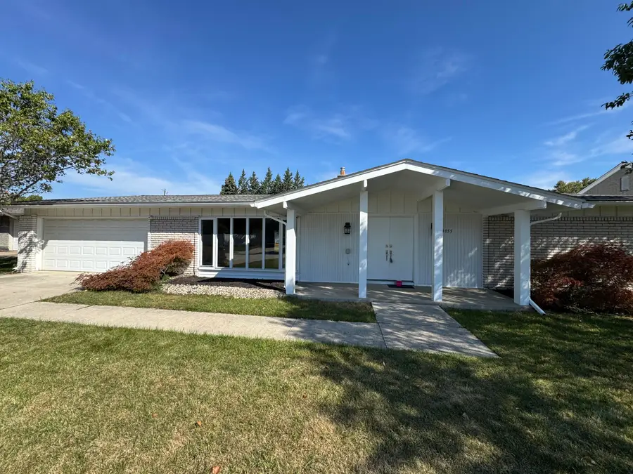 4655 Ashburton Place, Sterling Heights, MI 48310 - Image #3