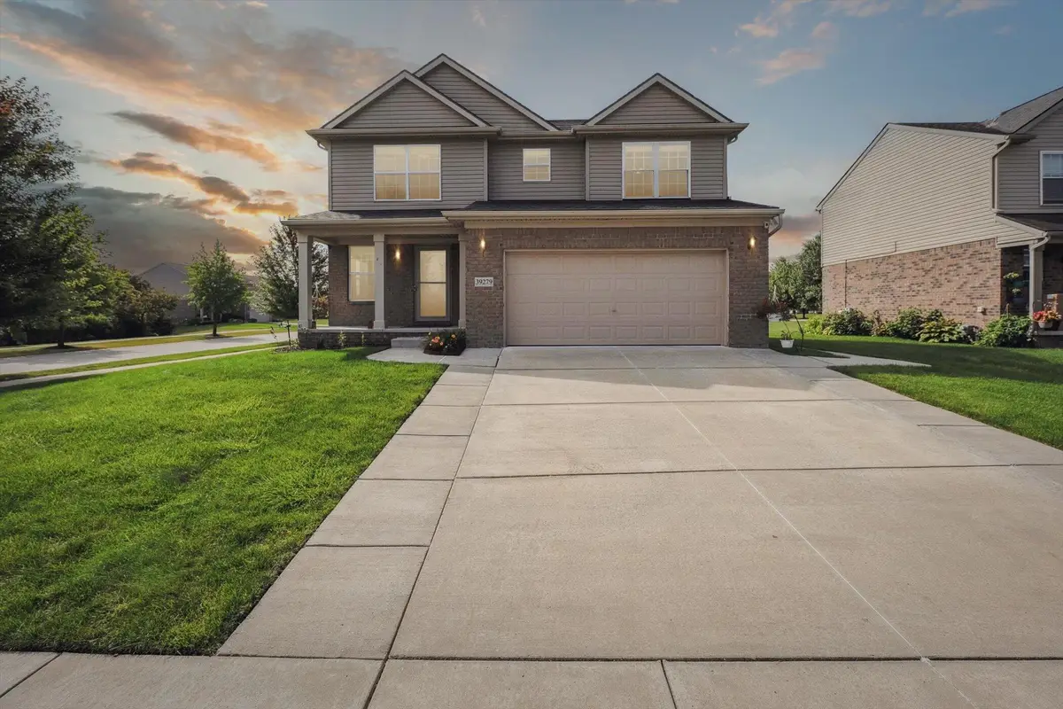 39279 Huron Parkway, Westland, MI 48185 - #1