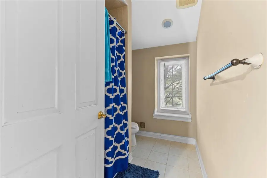 18401 Fox Hollow Court, Northville Township, MI 48168 - Image #3