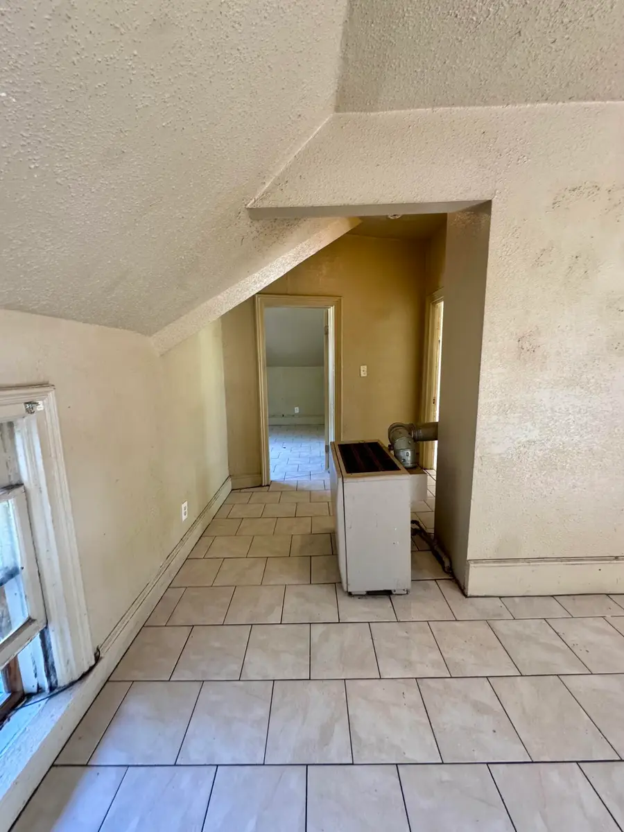 1575 Park Street, Muskegon, MI 49441 - Image #2