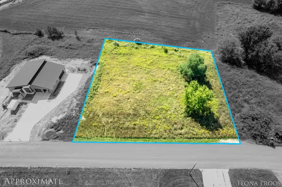 10870 Crooked Lake Drive Ne, Rockford, MI 49341 - Image #3