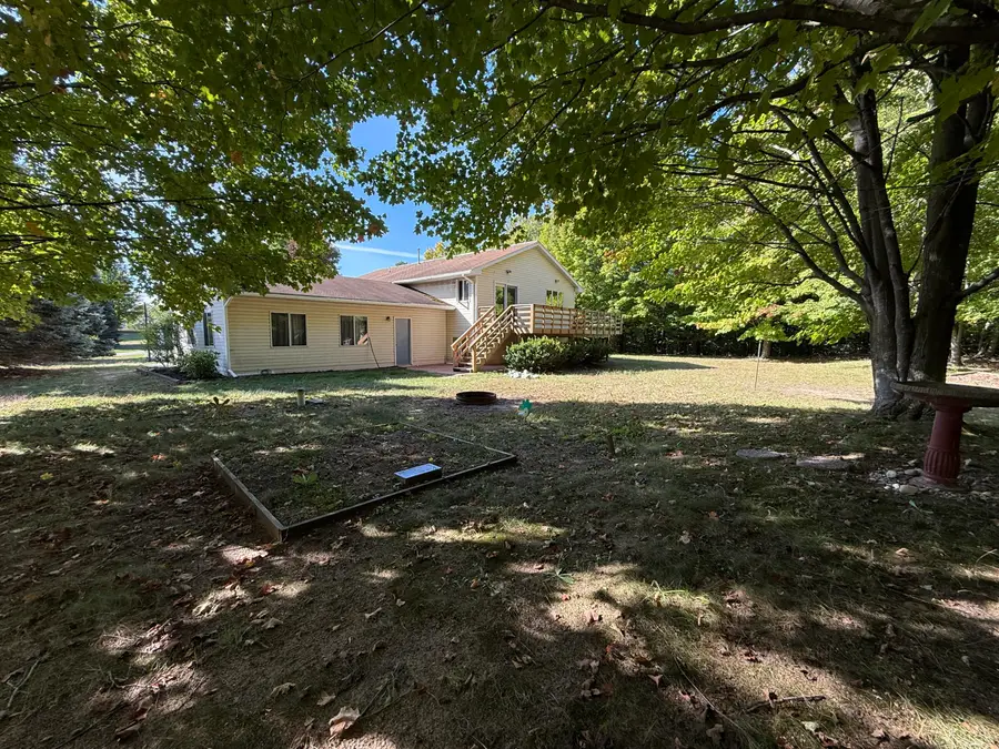 7412 Forest Lodge Road, Traverse City, MI 49685 - Image #3