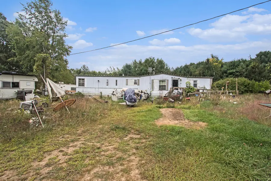 305 55th Street, Grand Junction, MI 49056 - Image #2