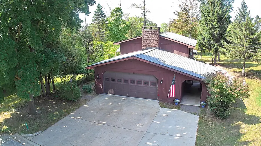 125 N Cedar Street, Evart, MI 49631 - Image #2