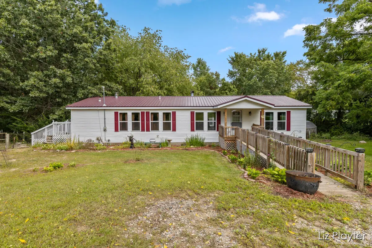 3079 E Bluewater Highway, Ionia, MI 48846 - Image #1