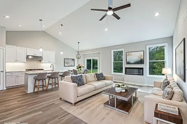 9758 Iosco Ridge Drive, Gregory, MI 48137