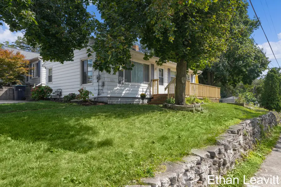 1100 Coldbrook Street Ne, Grand Rapids, MI 49503 - Image #2