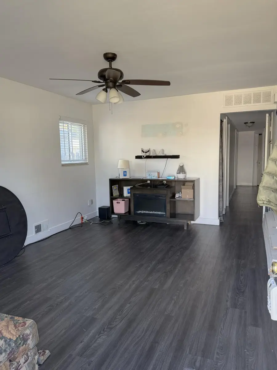 1704 E Meyers Avenue, Hazel Park, MI 48030 - Image #3