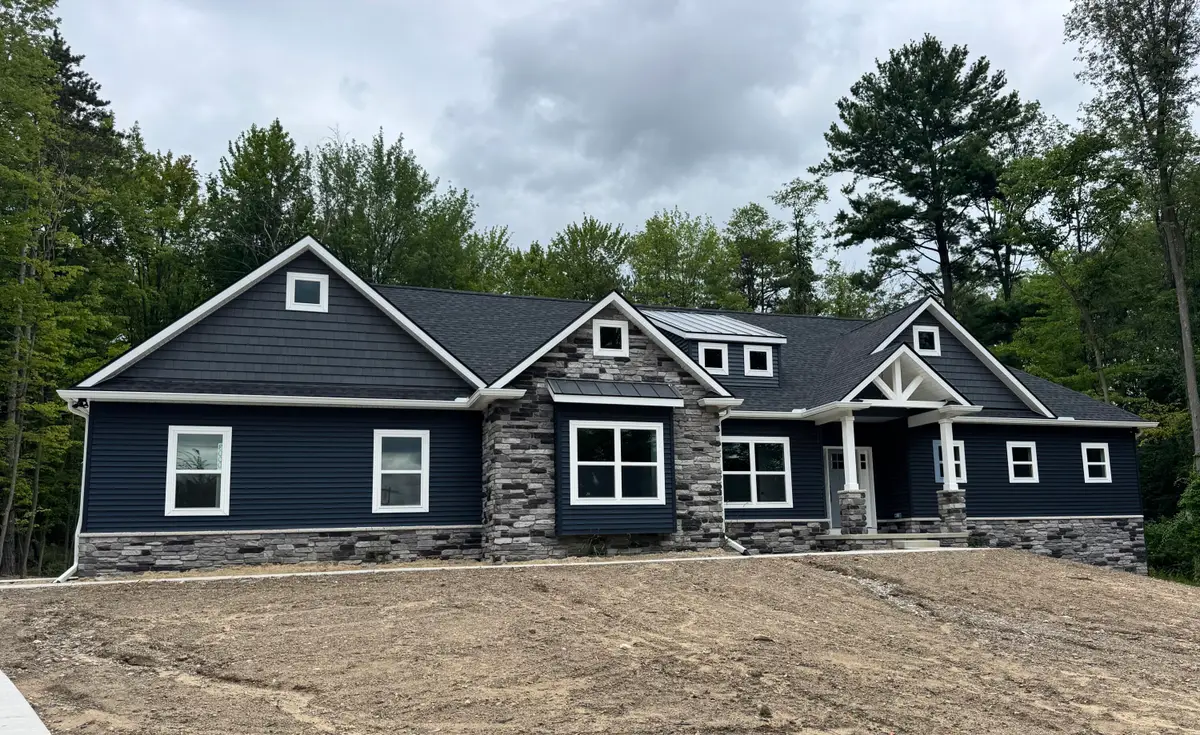 5570 Golf Club Road, Howell, MI 48843 - Image #1