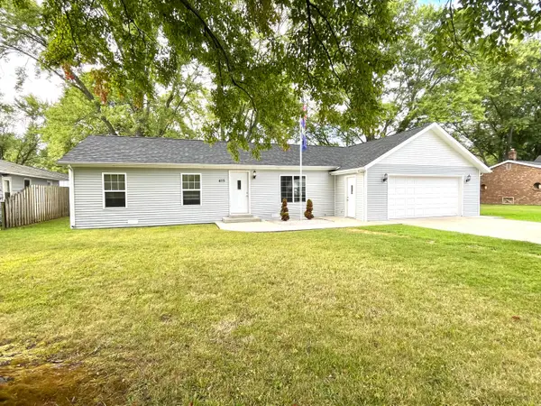 415 Riverside Drive, Watervliet, MI 49098