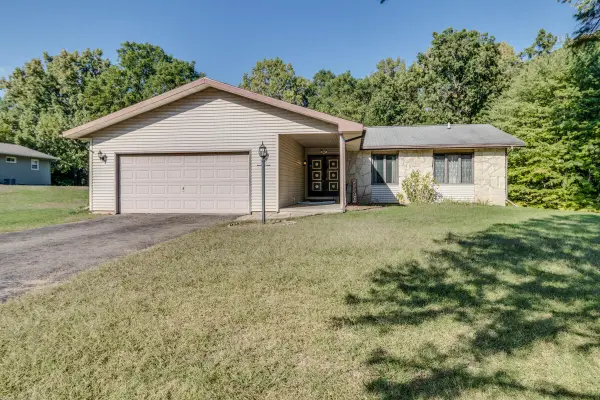 118 Red Bird Lane, Battle Creek, MI 49017