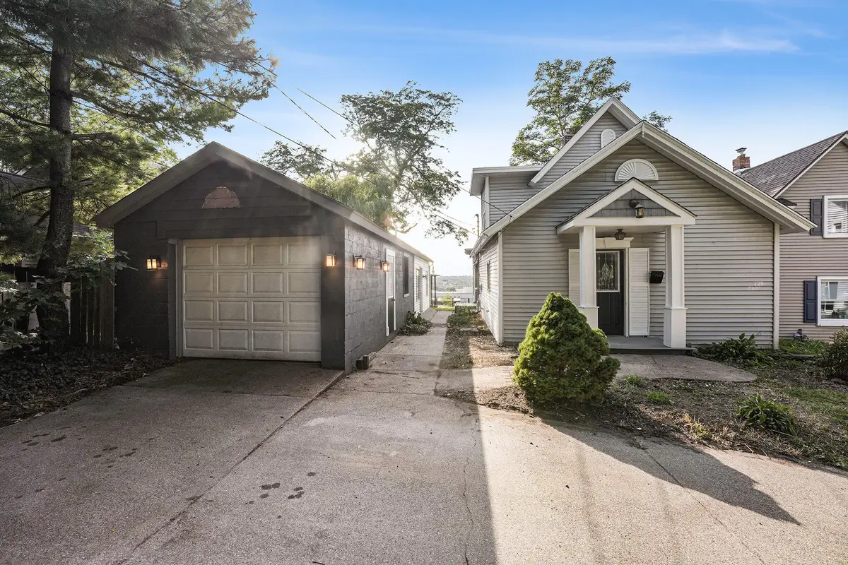 729 Fairview Avenue Ne, Grand Rapids, MI 49503 - Image #1