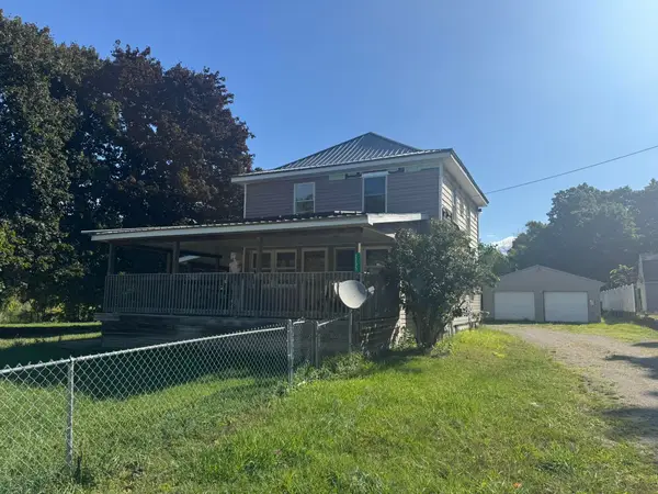 2205 Cooper Street, Jackson, MI 49201