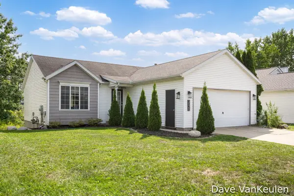 3020 Burritt Street Nw, Grand Rapids, MI 49504