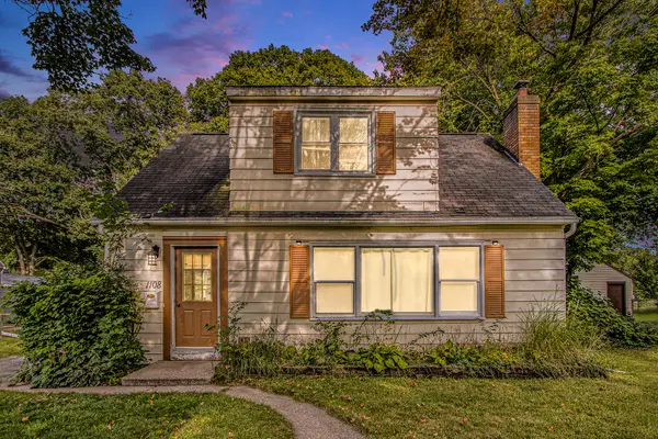 1108 Warren Place, Kalamazoo, MI 49006