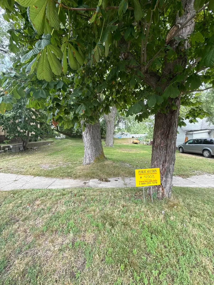 150 Monroe Street, Manistee, MI 49660 - Image #2