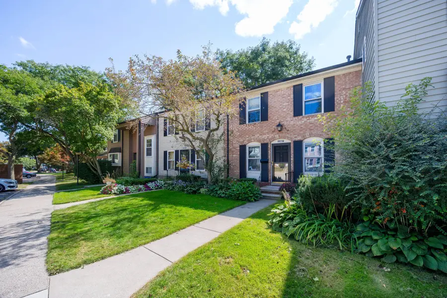 3367 Burbank Drive, Ann Arbor, MI 48105 - Image #3