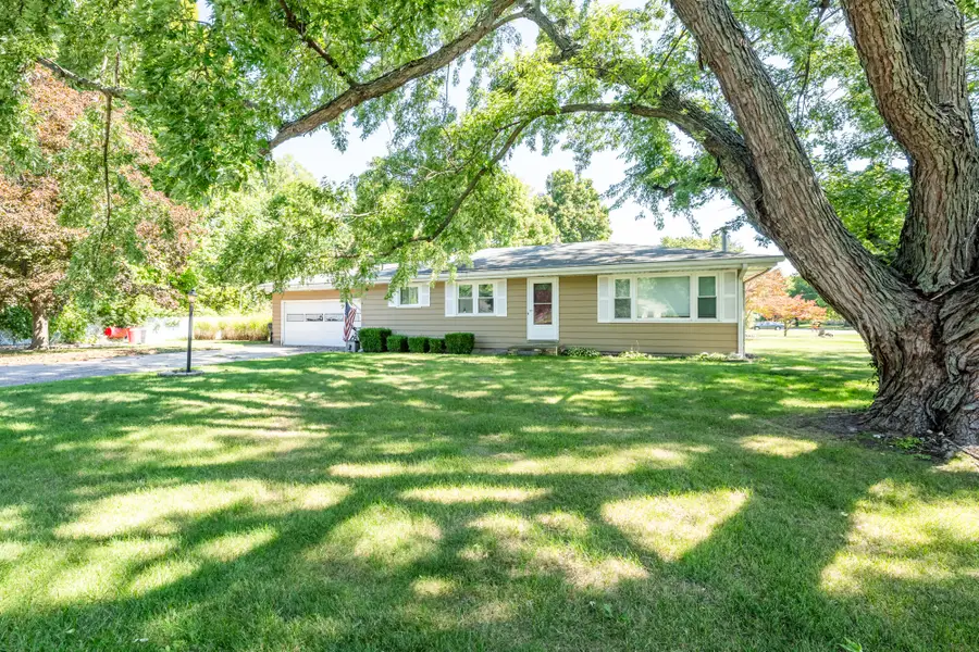 3215 Meade Court, Saint Joseph, MI 49085 - Image #2