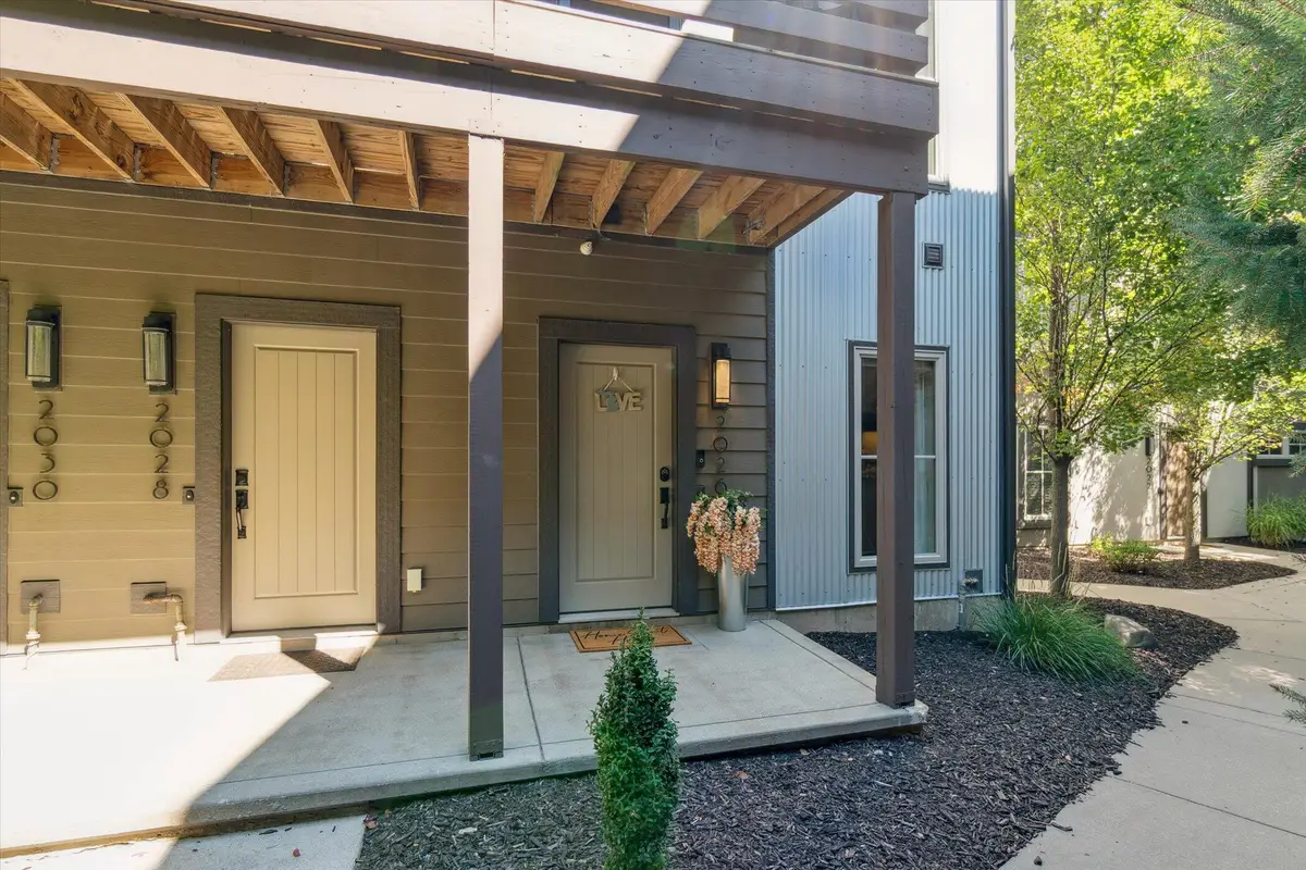 2026 Celadon Drive Ne, Grand Rapids, MI 49525 - Image #1