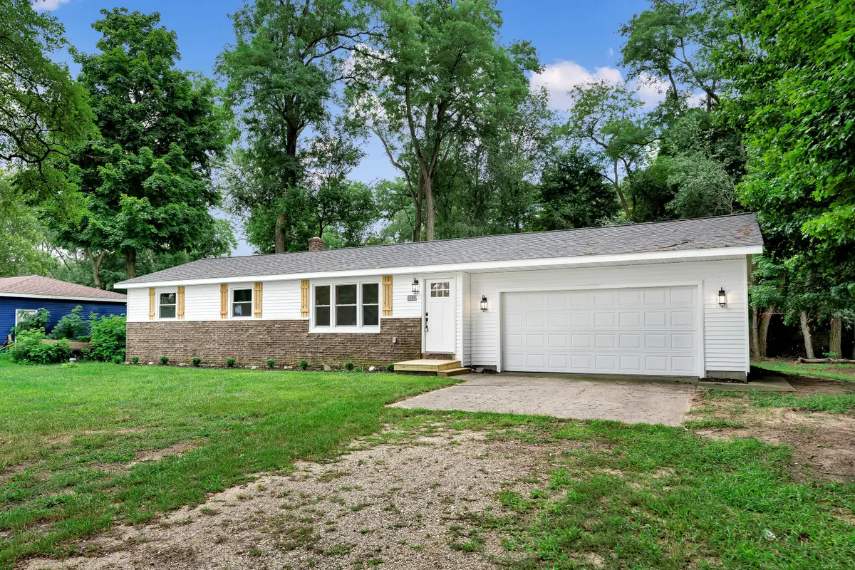 28313 58th Avenue, Paw Paw, MI 49079 - Image #1