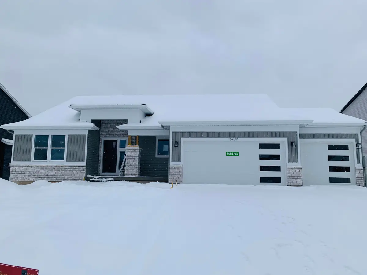 15709 Norwalk Road, Grand Haven, MI 49417 - Image #1