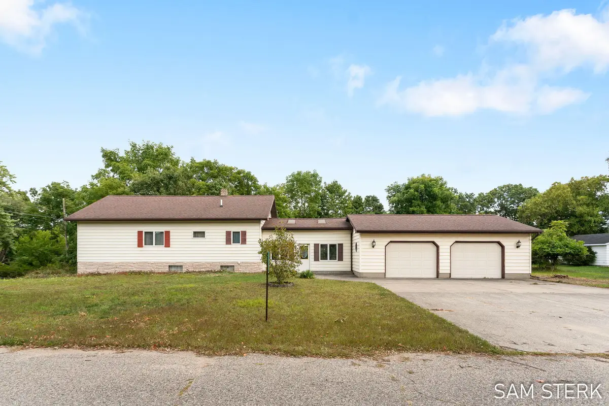 8844 Stebbins Street, Montague, MI 49437 - Image #1