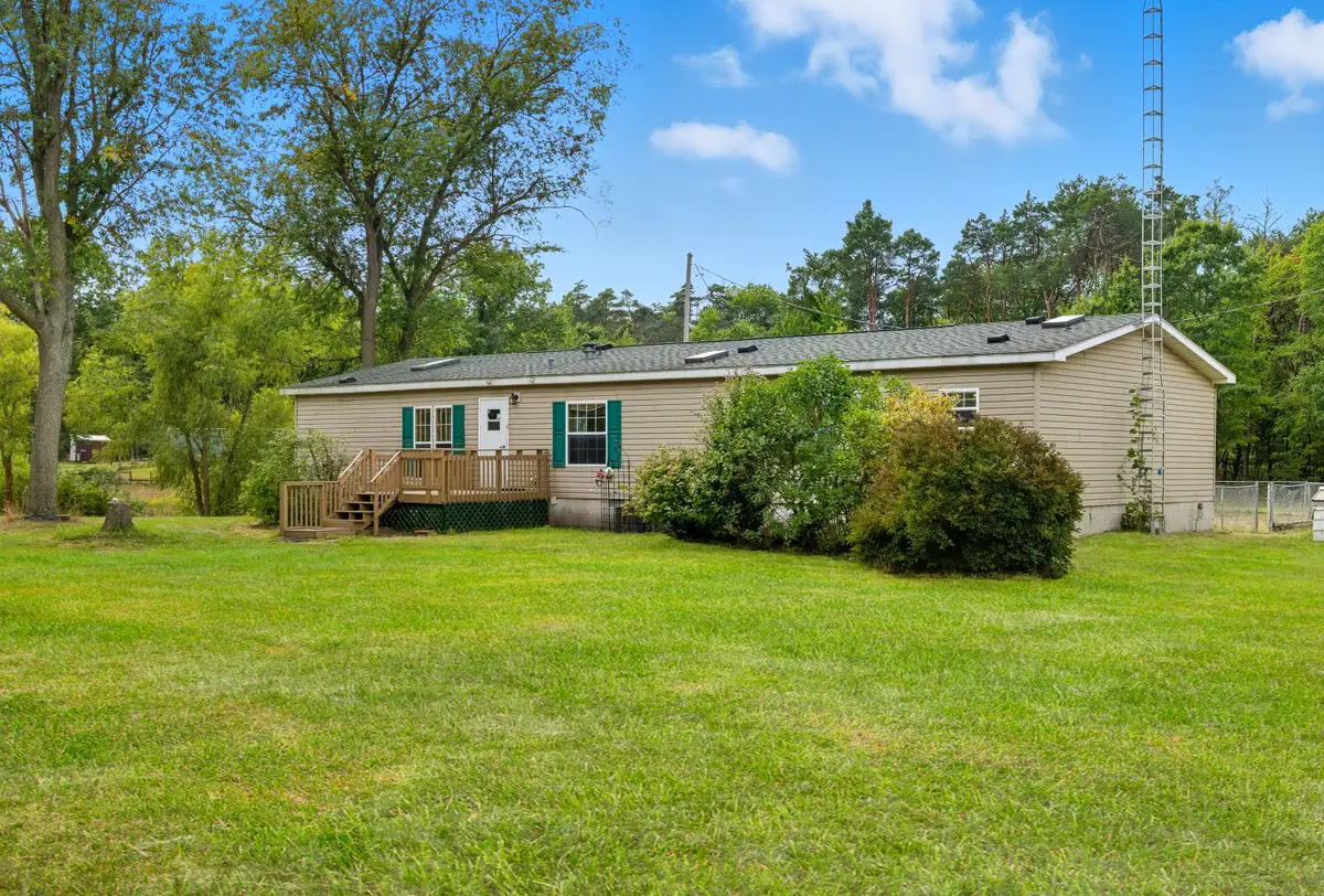 17900 W Howard City Edmore, Howard City, MI 49329 - Image #1