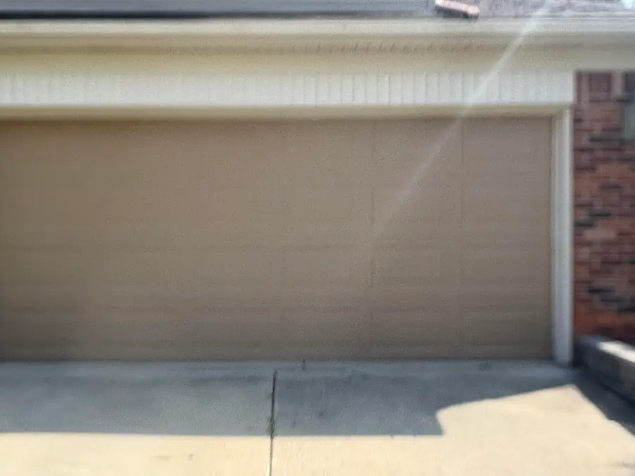 16588 Ronnie Lane, Livonia, MI 48154 - Image #3