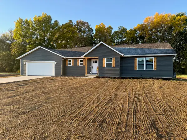 3216 Signal Point Drive, Allegan, MI 49010