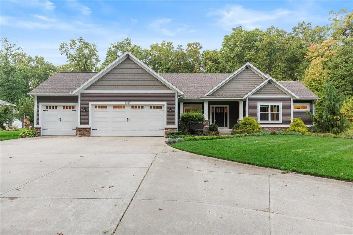 5327 128th Ave Avenue, Fennville, MI 49408 - Image #1