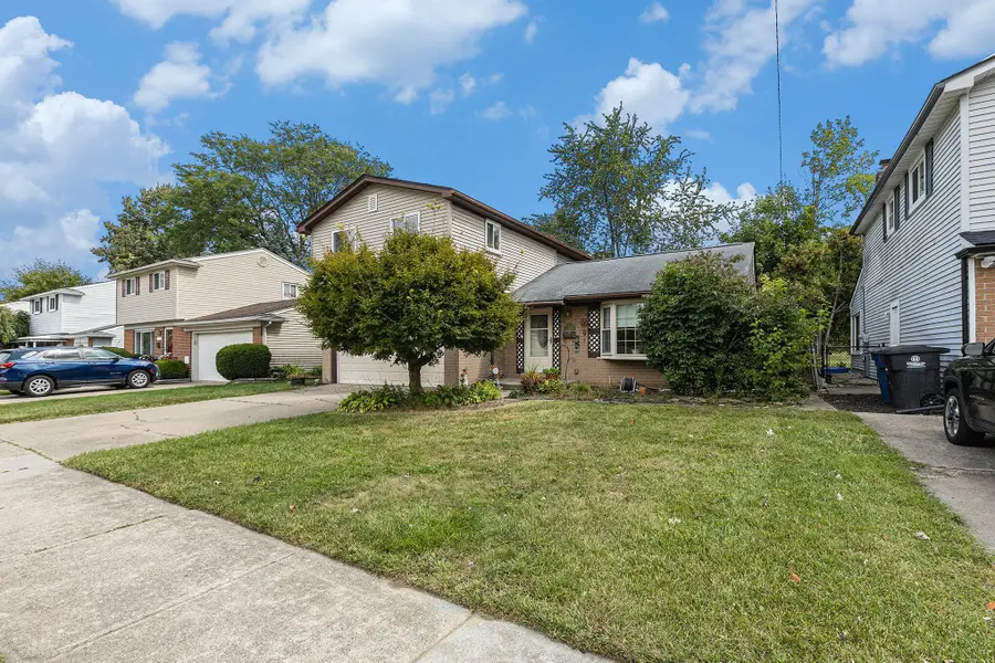 535 S Hubbard Street, Westland, MI 48186 - Image #2