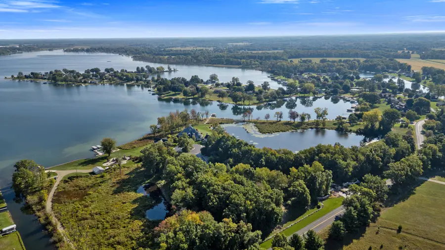 12260 Crowne Pointe Drive #10, Vicksburg, MI 49097 - Image #2