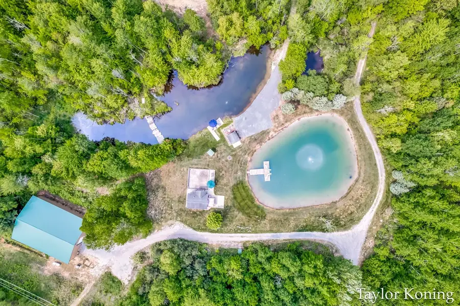 3111 N 128th Avenue, Hart, MI 49420 - Image #2