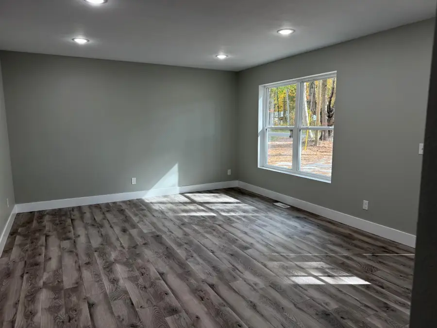 3626 E Laketon Avenue, Muskegon, MI 49442 - Image #3