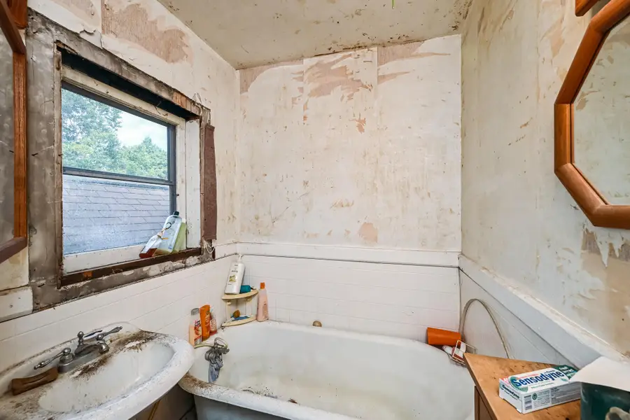 709 Regent Street, Niles, MI 49120 - Image #3